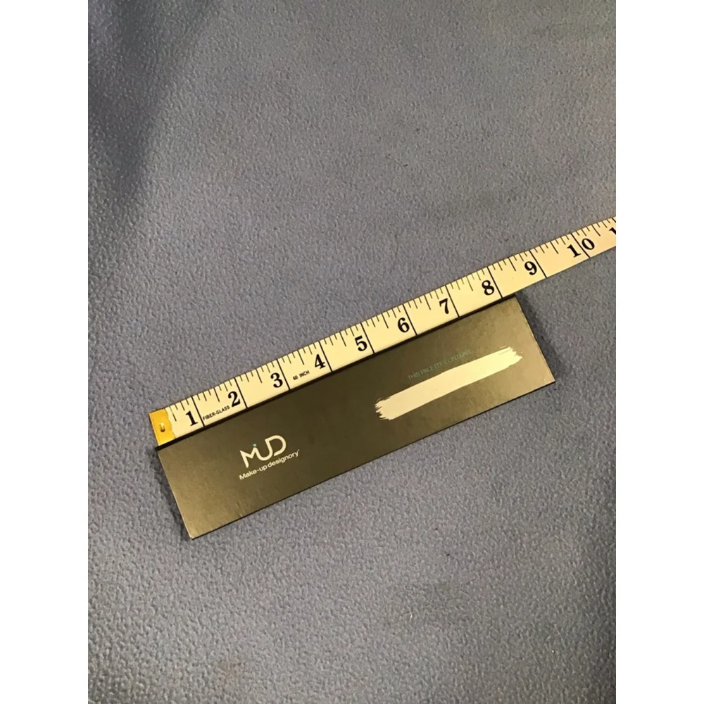 MUD Make-up Designory Eyeshadow Palette Gold Multi-color NEW